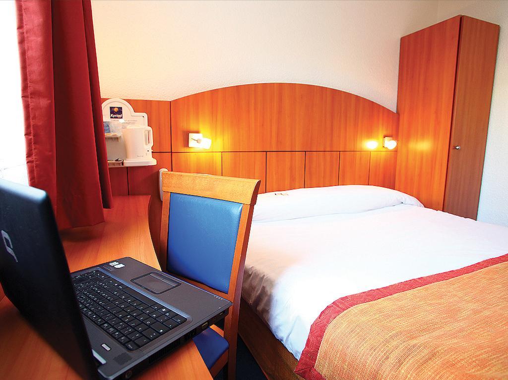 Hotel Ibis Styles Lyon Centre Confluence Esterno foto