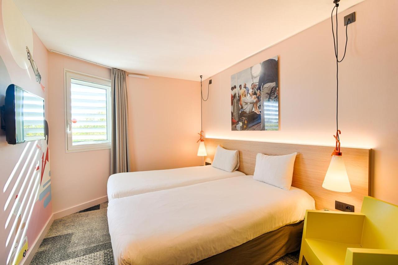 Hotel Ibis Styles Lyon Centre Confluence Esterno foto